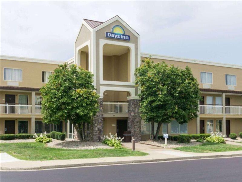 Days Inn By Wyndham Florence Cincinnati Area Exteriör bild