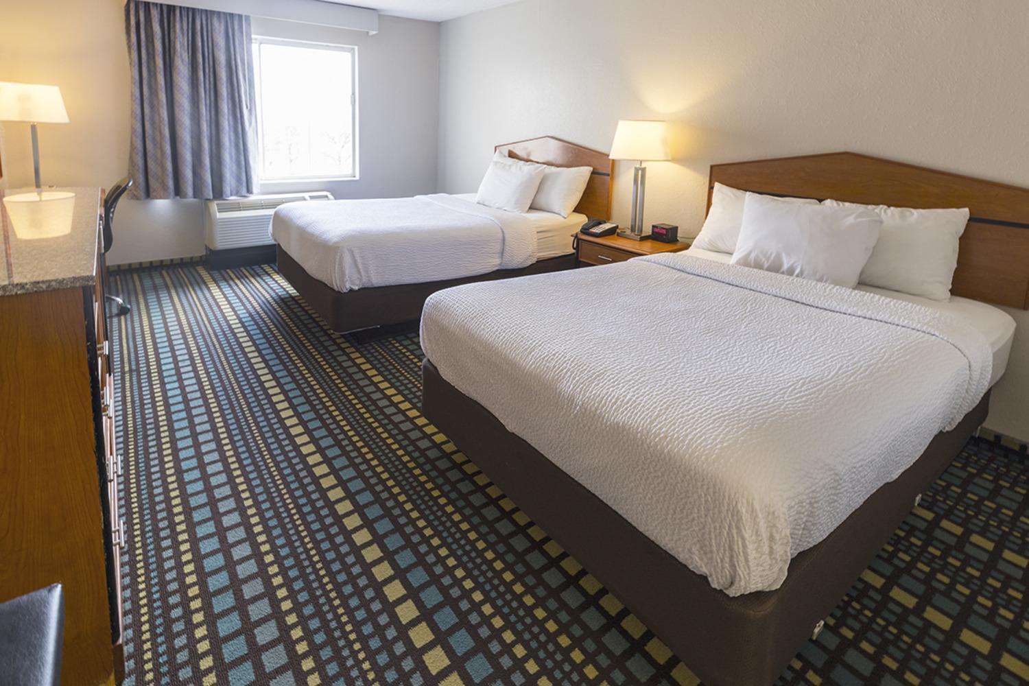 Days Inn By Wyndham Florence Cincinnati Area Exteriör bild