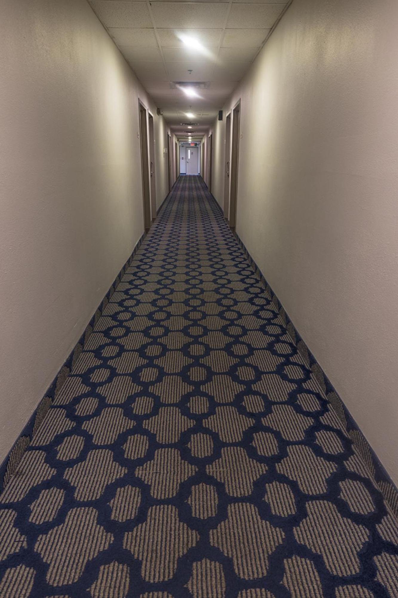 Days Inn By Wyndham Florence Cincinnati Area Exteriör bild
