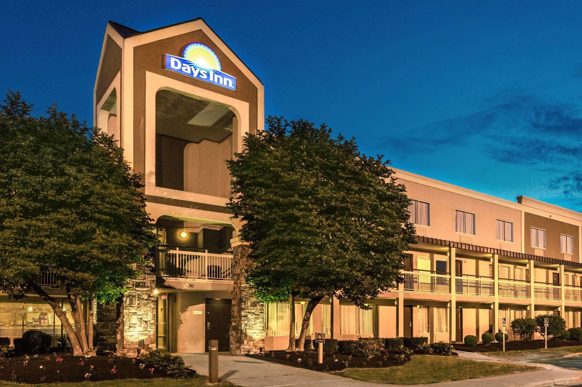 Days Inn By Wyndham Florence Cincinnati Area Exteriör bild
